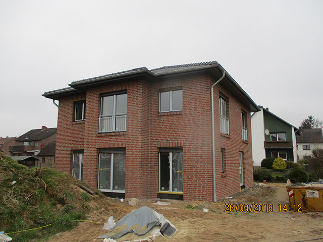 km-neubau-stadtvilla-fertigstellung