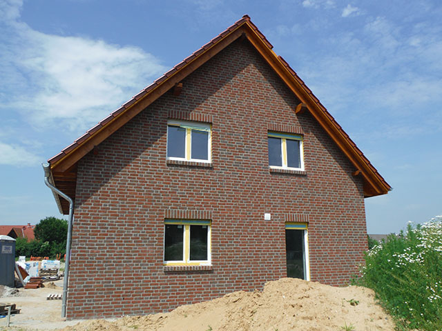 km-neubau-wohnhaus-fertigstellung