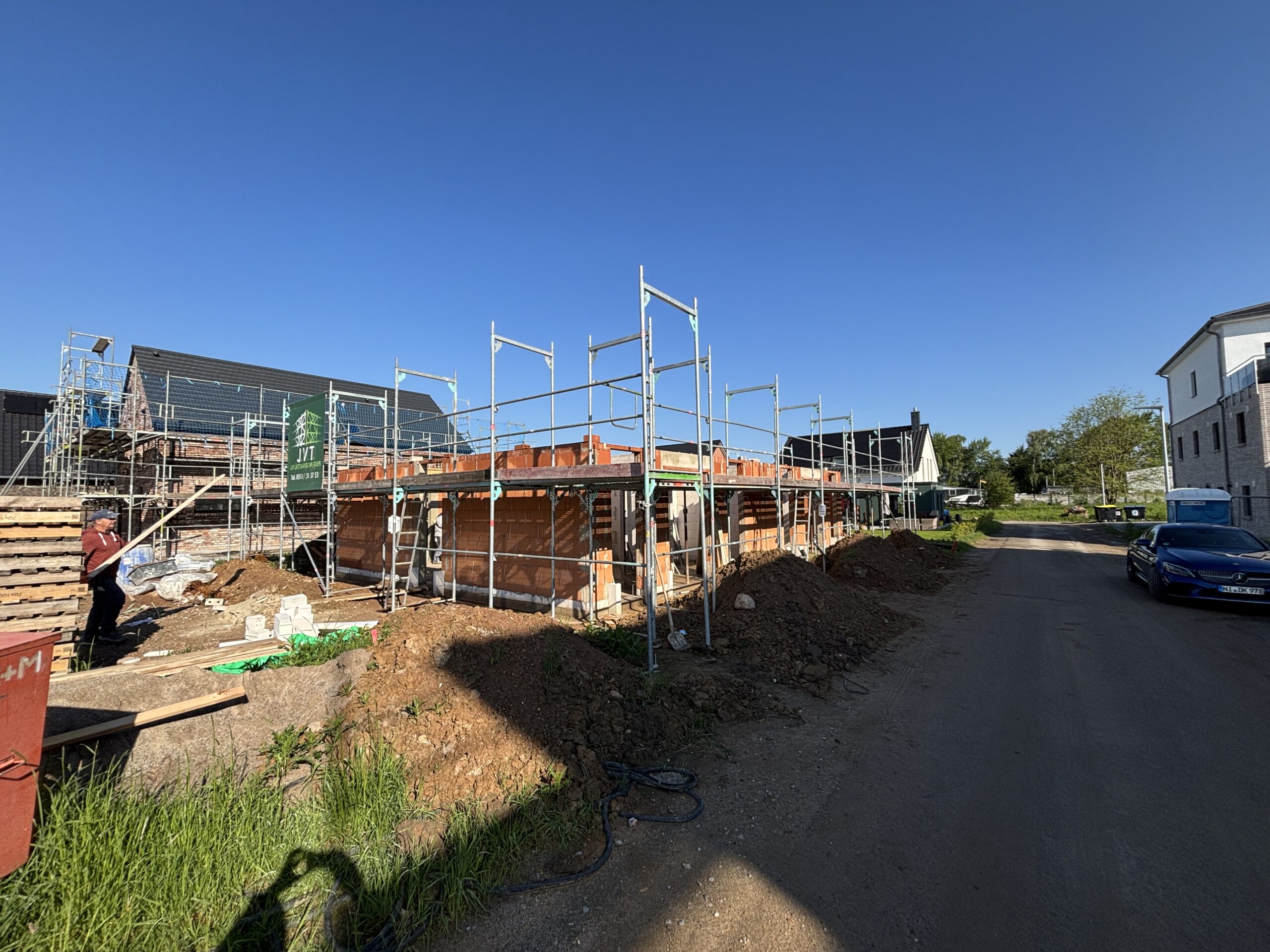 kuehn-massivbau-bauvorhaben-517-neubau-zweifamilienhaus_05